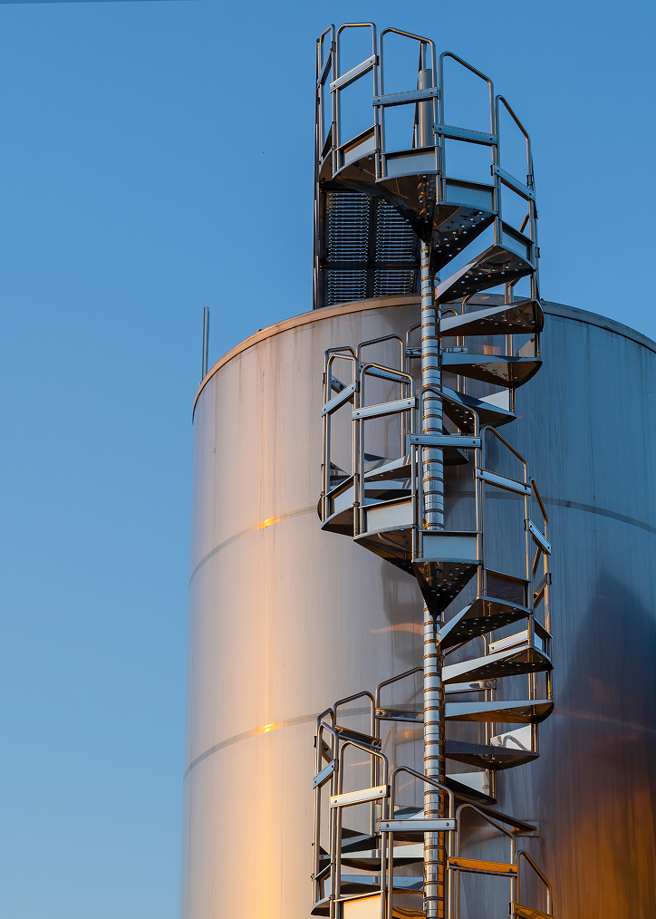 Fuel infrastructure tank with staircase